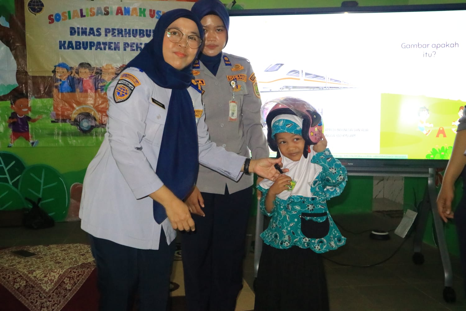 Dishub Kabupaten Pekalongan Kenalkan Keselamatan Lalu Lintas ke Anak Usia Dini di PAUD Terpadu Assalam