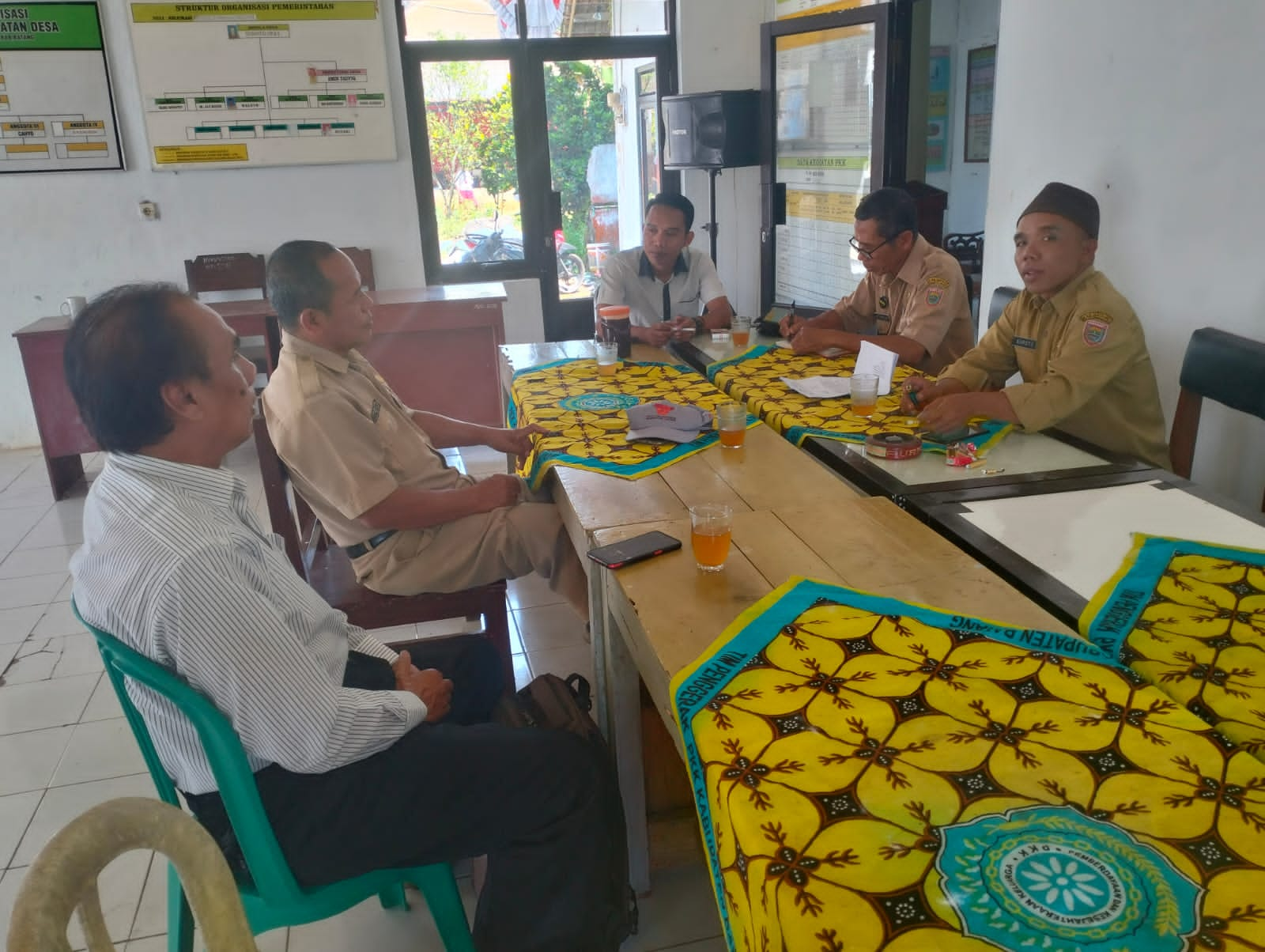 Dispermades Batang Gandeng FH Unnes Semarang Rintis Pembentukan BUMDESMA di Tiga Desa Kecamatan Wonotunggal