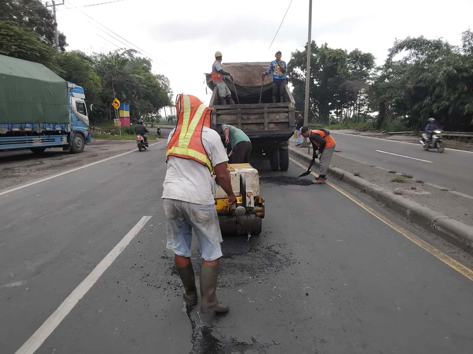 Pj Bupati Batang Surati Menteri PU, Jalur Pantura Mulai Diperbaiki