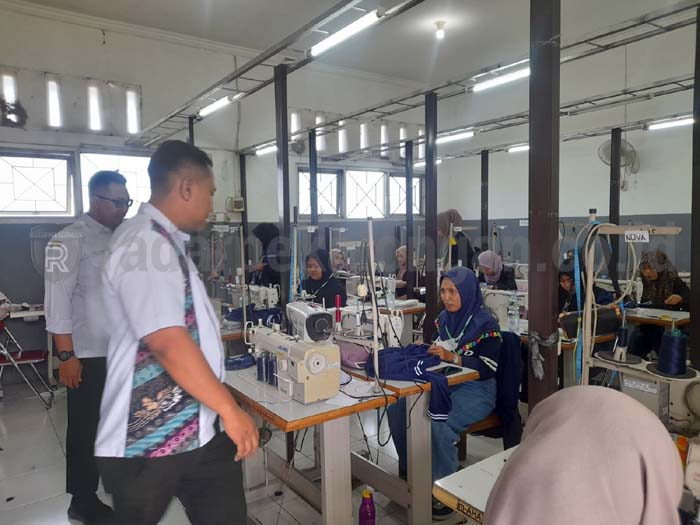 Dapat Sertifikat BNSP, Lulusan Pelatihan BLK Bisa Kerja di Perusahaan