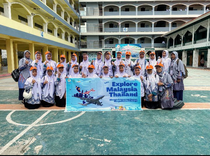 SMPIT-SMAIT Assalaam Boarding School Gelar Learning Experience Trip Malaysia & Thailand