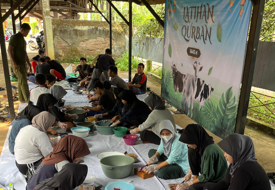 SMA Negeri 2 Batang Selenggarakan Latihan Qurban, Wujudkan Pendidikan Karakter Melalui Praktik Nyata