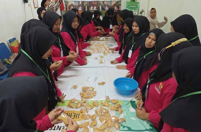 Baznas Beri Permodalan Jutaan Rupiah pada Pelaku UMKM