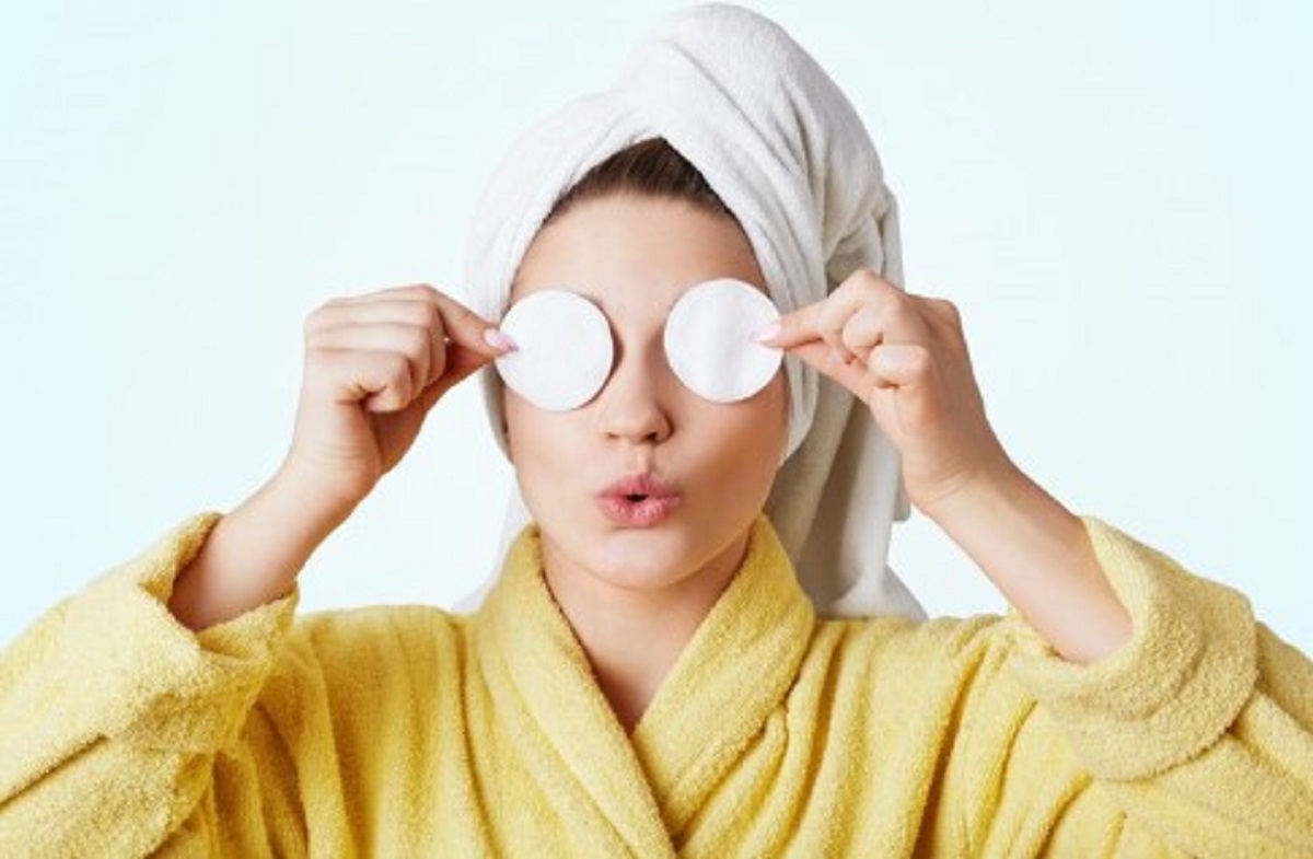 Redakan Mata Lelah dengan 10 Bahan Dapur Selain Timun