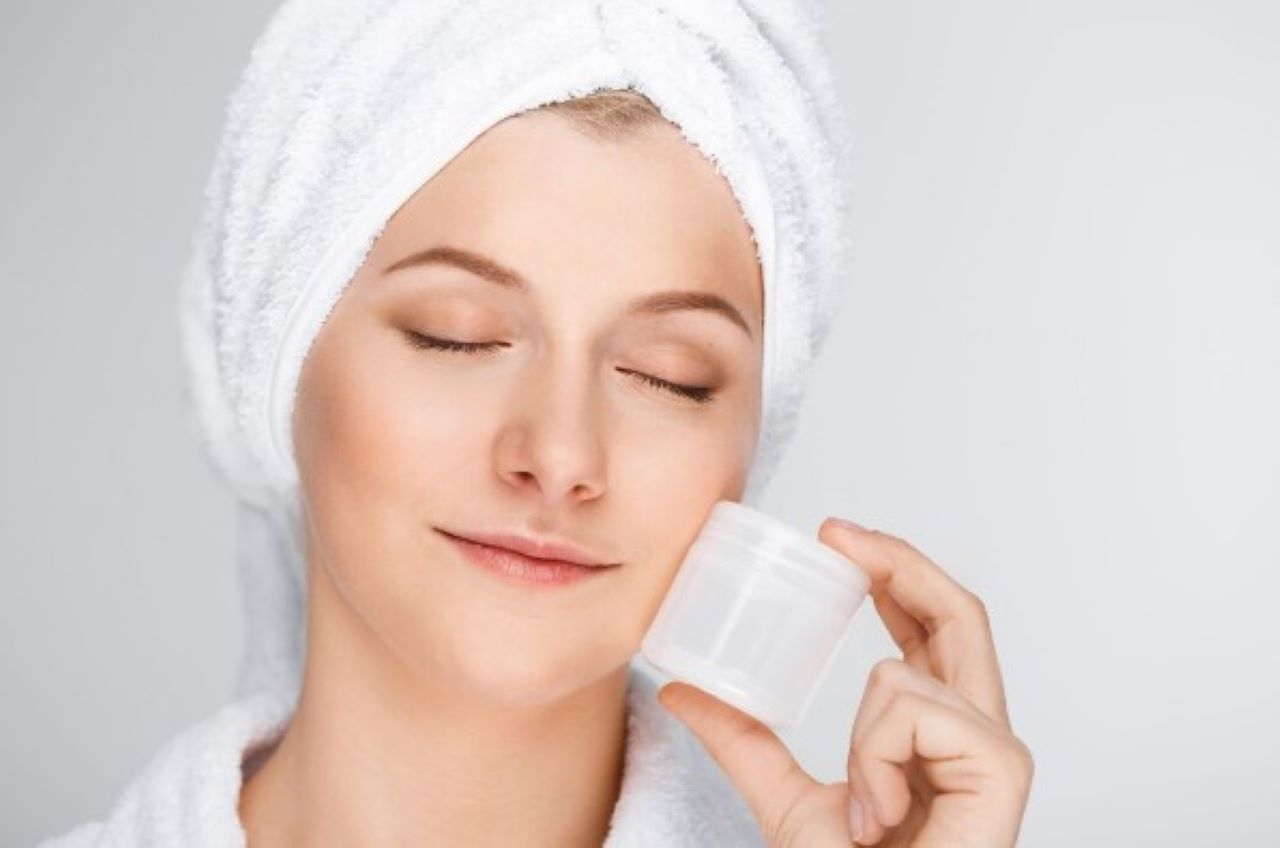 Top 4 Moisturizer Non Comedogenic yang Bagus untuk Perawatan Kulit Berminyak
