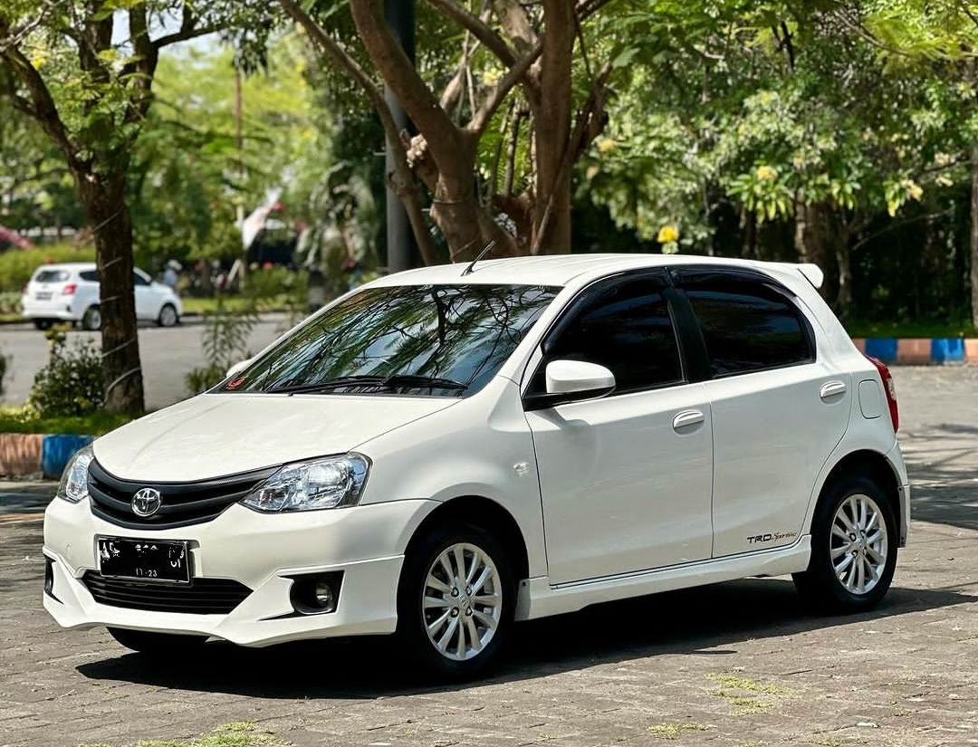 Toyota Etios Valco Hatchback Keluaran Toyota yang Jarang Dilirik, Padahal Spesifikasinya Istimewa!