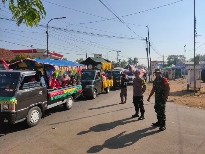 TNI-Polri Amankan Kemeriahkan Hari Kemerdekaan RI ke-79 di Pekalongan