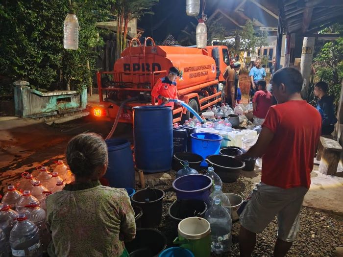 Krisis Air Bersih Pekalongan Makin Mendesak, Armada Tangki Terbatas, Dropping Sampai Dini Hari