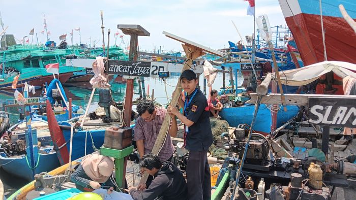 Tim Peneliti Politeknik Negeri Jakarta, Kampus Kota Pekalongan Kembangkan Panel Surya untuk Kapal Nelayan