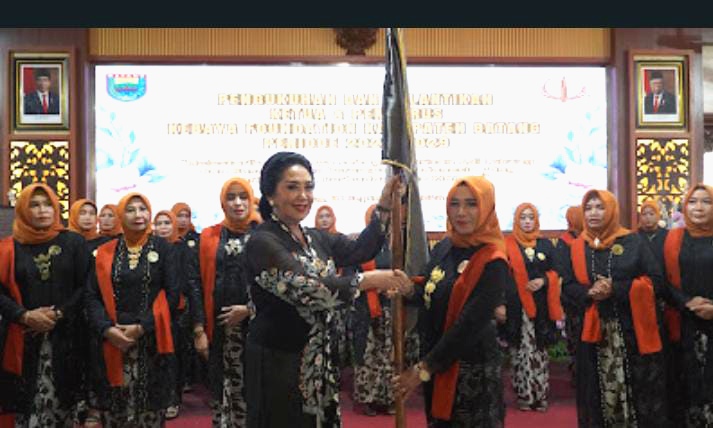 Kebaya Foundation Batang Siap Tularkan Semangat Berkebaya Hingga Muda-mudi