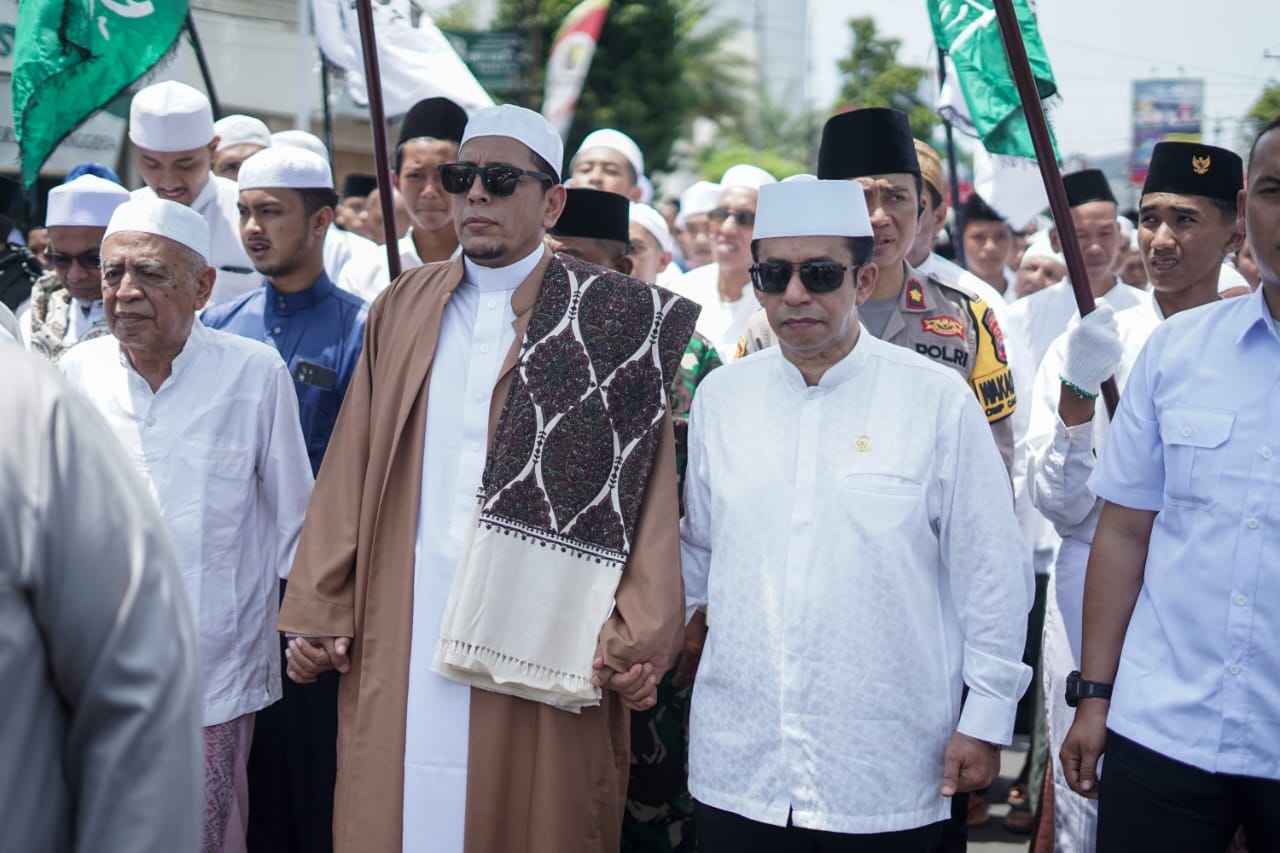 Anggota DPR RI Rizal Bawazier Sebut Maulid Nabi Pekalongan Bisa Jadi Pendingin Suasana Panas Pilkada 2024