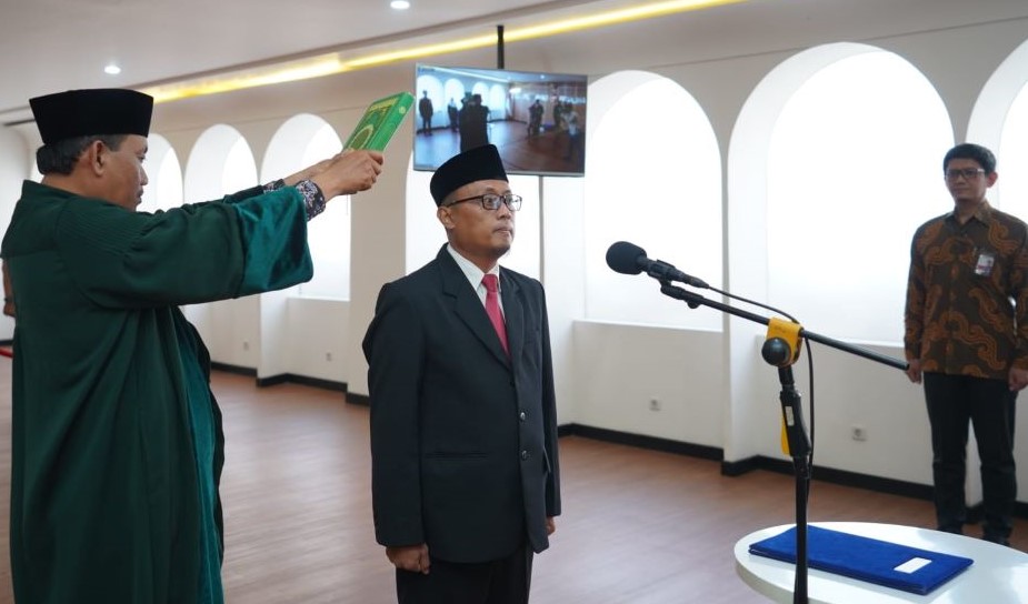 Wahyudi Sutrisno dari Pekalongan Resmi Dilantik jadi Anggota Bawaslu Jateng Periode 2023-2028