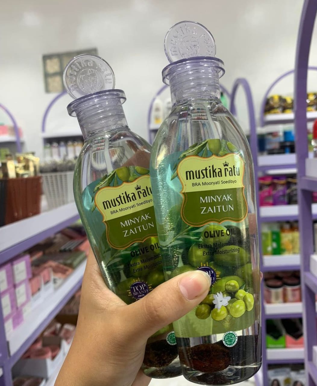 Flek Hitam Hilang dalam Semalam! 5 Cara Menggunakan Mustika Ratu Olive Oil yang Benar, Bonus Wajah Putih