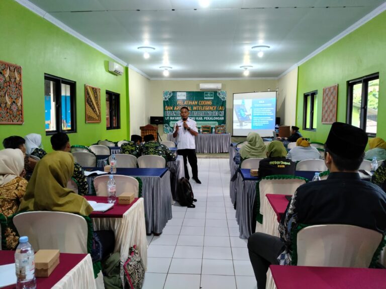 LP Ma’arif NU Kabupaten Pekalongan Bekali 105 Guru MI dengan Pelatihan Coding dan AI