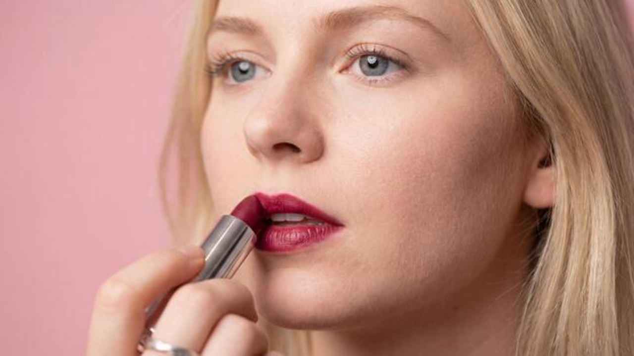 Top 4 Lipstik Wardah yang Awet dan Tidak Kering di Bibir