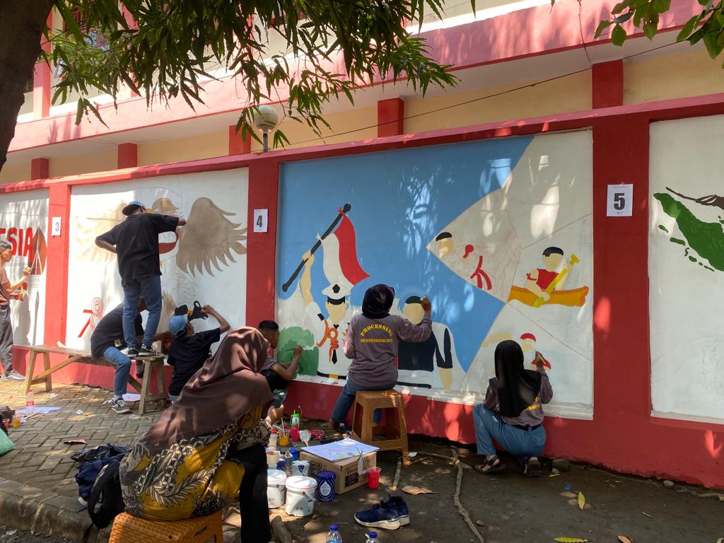 Bebas Vandalisme, Cantiknya Tembok SMAN 1 Batang yang Disulap Kreasi Mural Pelajar Batang 