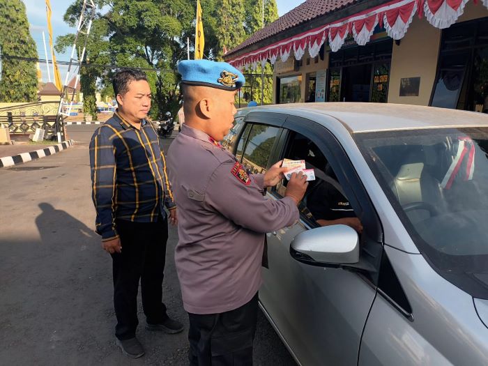 3 Polisi Dihukum Push Up 20 Kali, Terjaring Operasi Gaktibplin