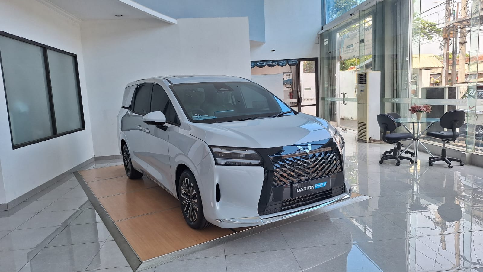 Wuling Darion Hadir, Pilihan Baru Mobil Keluarga di Pekalongan