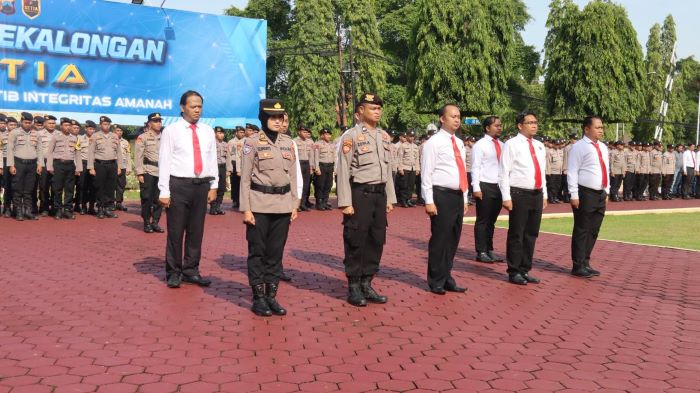 Kapolres Pekalongan Beri Reward 10 Anggota Berprestasi, Dari Satbinmas, Sat Narkoba Hingga Resmob