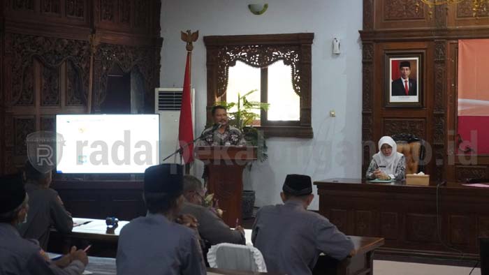 Batang Miliki WNA Tertinggi di Eks Karesidenan Pekalongan