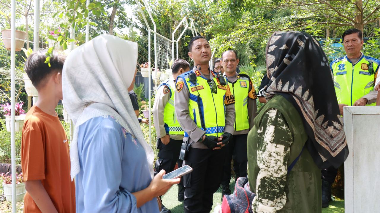 Kapolres Batang Turun Langsung ke Destinasi Wisata, Pastikan Keamanan Libur Lebaran 2025