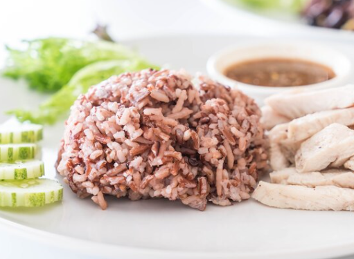 Lebih Pulen dan Enak, Begini Cara Memasak Nasi Merah Enak untuk Menu Diet beserta Kandungan Gizinya 