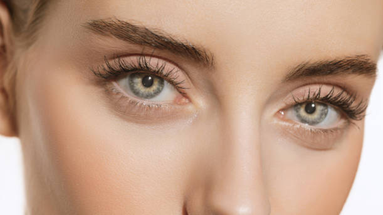 Apakah Vaseline Bisa untuk Bulu Mata? Ini 5 Faktanya yang Perlu Kamu Ketahui