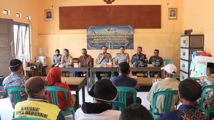 Nelayan Pekalongan Keluhkan Pembatasan Kuota BBM Bersubsidi, Curhat Dengan Kapolres Pekalongan