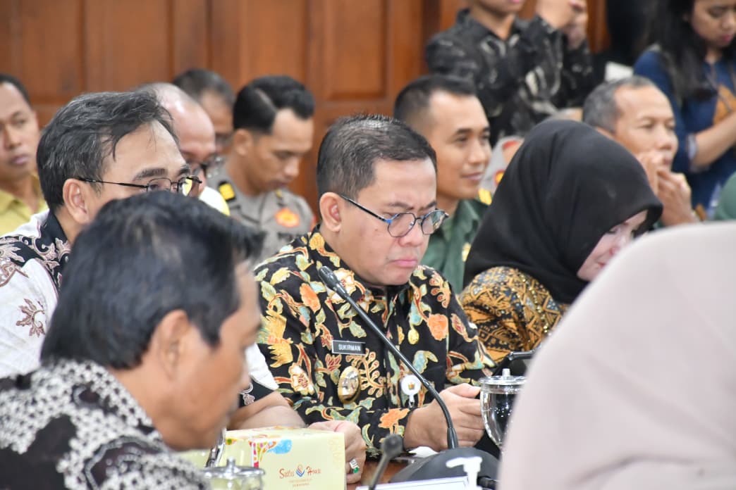 Pemkab Pekalongan Siap Sukseskan Program MBG, Wabup Sukirman Hadiri Rakor Percepatan MBG