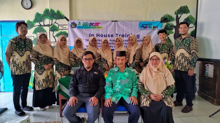 In House Training SDM Tangkil Tengah, Guru Muhammadiyah Harus Siap Hadapi Tantangan Pendidikan di Era Digital