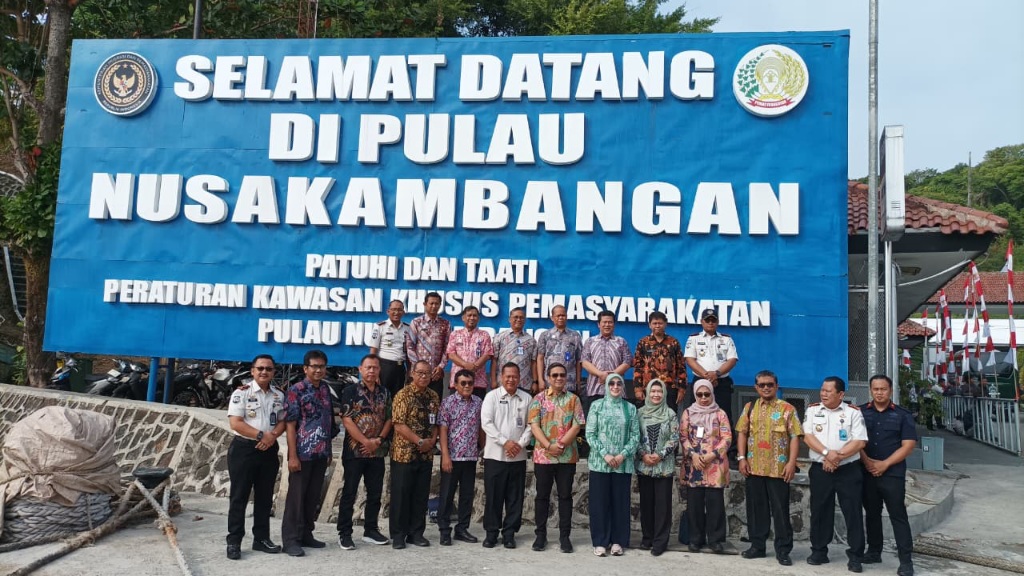 Kalapas Pekalongan Dampingi Wali Kota Pekalongan Kunjungi Nusakambangan, Sinergi Pemasyarakatan dan Pemda