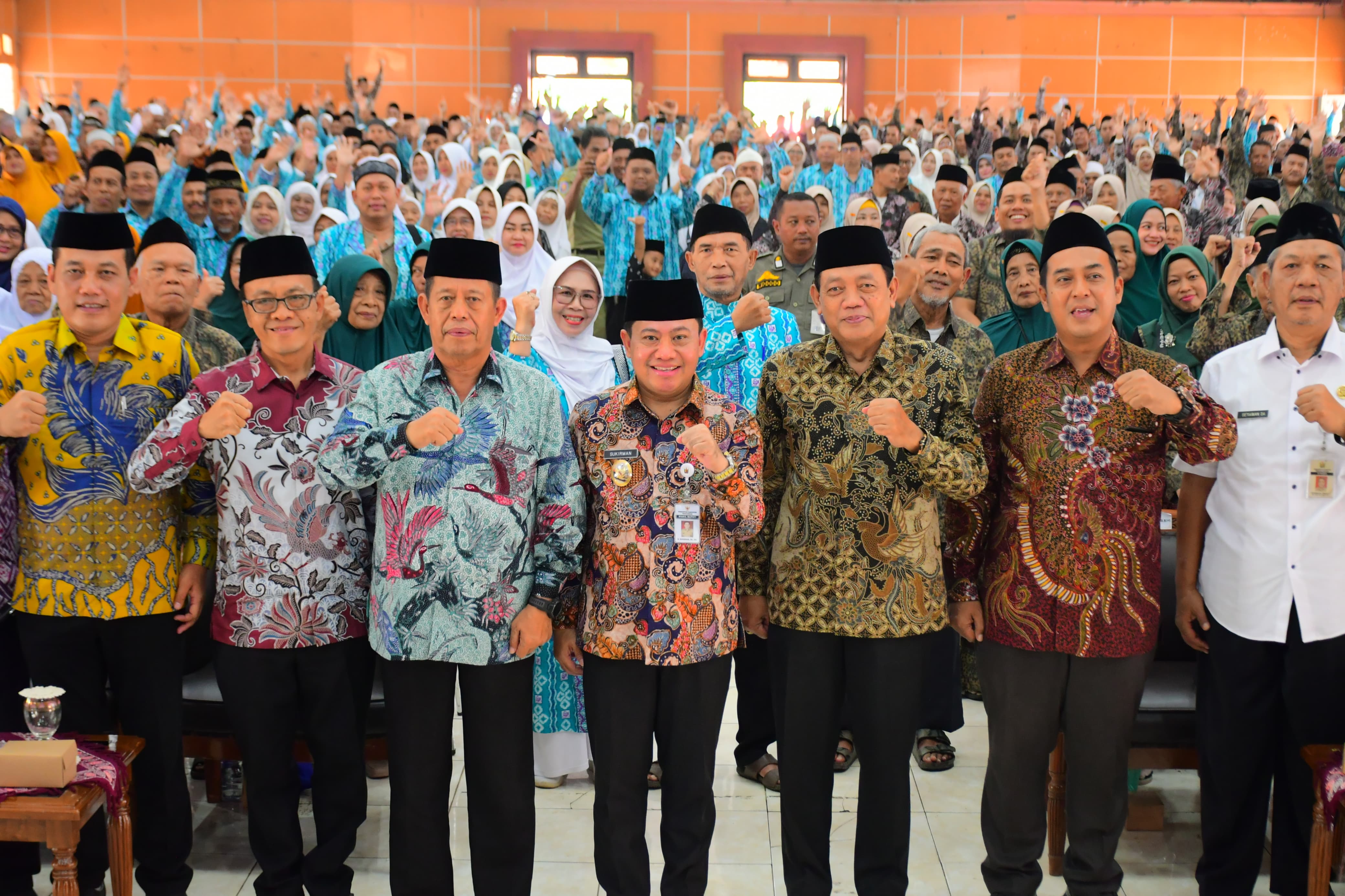 Ketua DPRD Abdul Munir Hadiri Bimbingan Manasik Haji, Ajak Calon Jamaah Haji Mengikuti Bimbingan Secara Serius