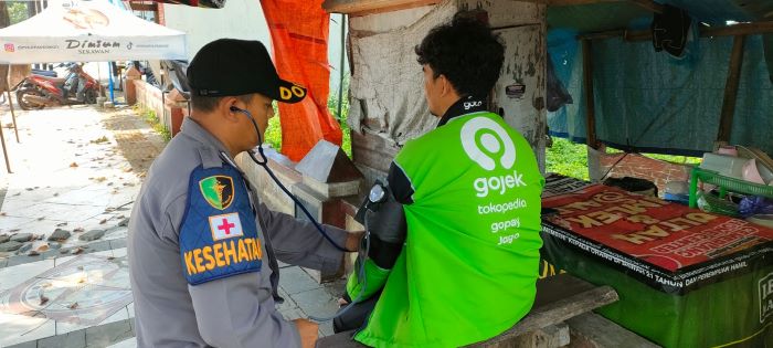 Polisi Beri Layanan Kesehatan Gratis Untuk Ojol, Terjunkan Ambulance Motor