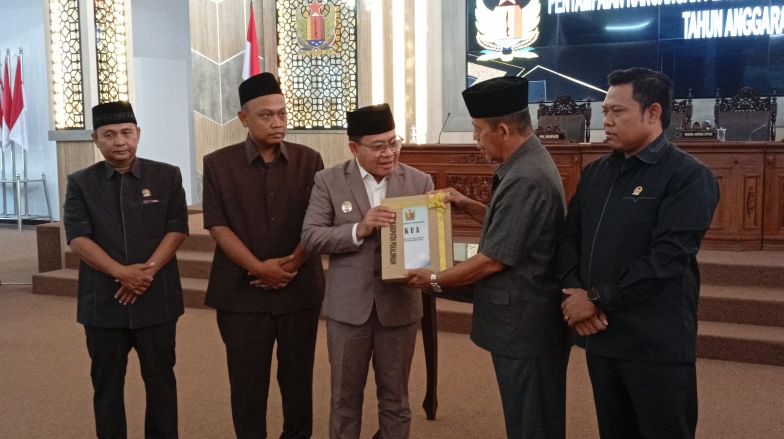 Pemkab Pekalongan Sampaikan Rancangan Perubahan KUA-PPAS APBD Tahun 2026 ke DPRD