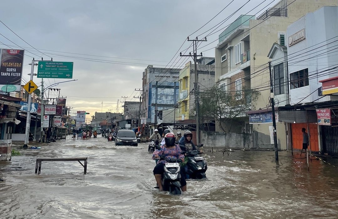 Musim Hujan Sudah Tiba, 3 Hal yang Harus Dihindari Ketika Berkendara di Musim Hujan!