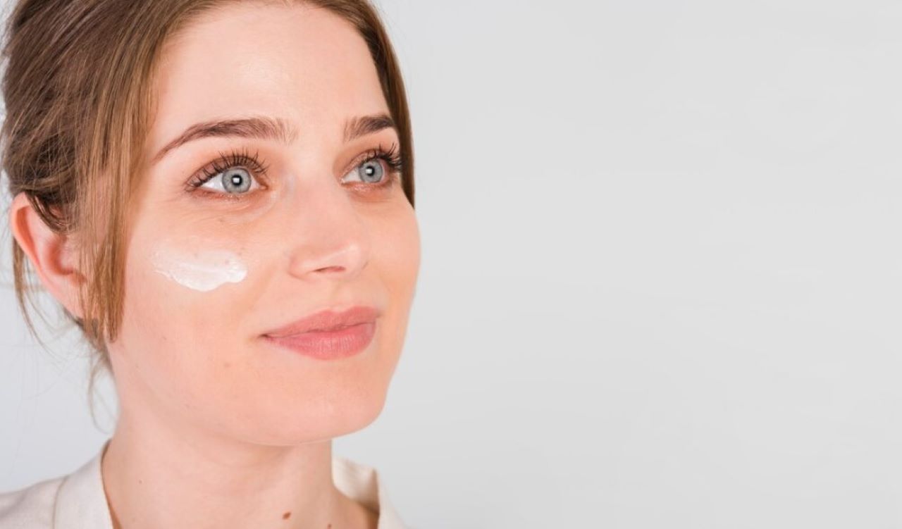 4 Moisturizer yang Bagus untuk Penuaan Dini, Bantu Kulit Tetap Awet Muda