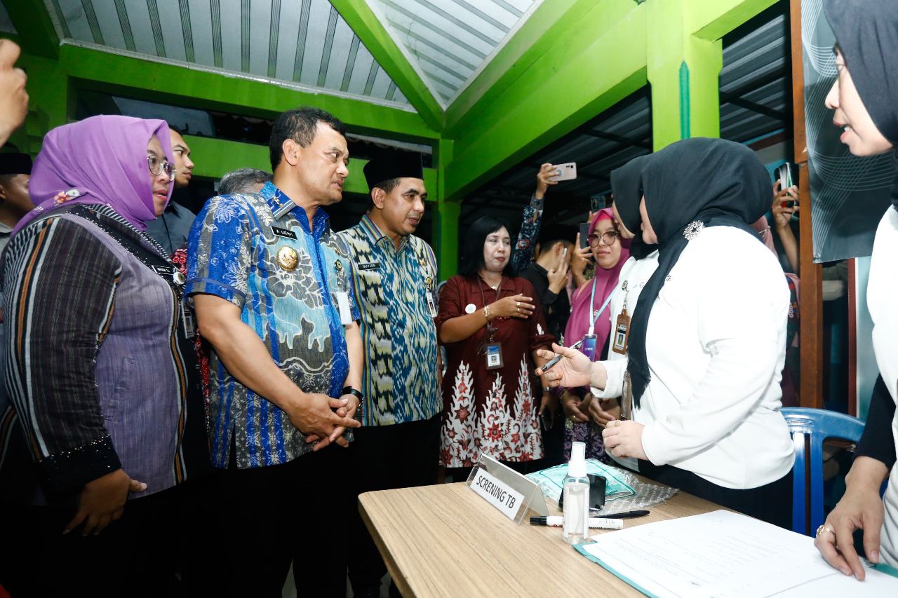 100 Hari Kerja Ahmad Luthfi- Taj Yasin Raih Berbagai Apresiasi