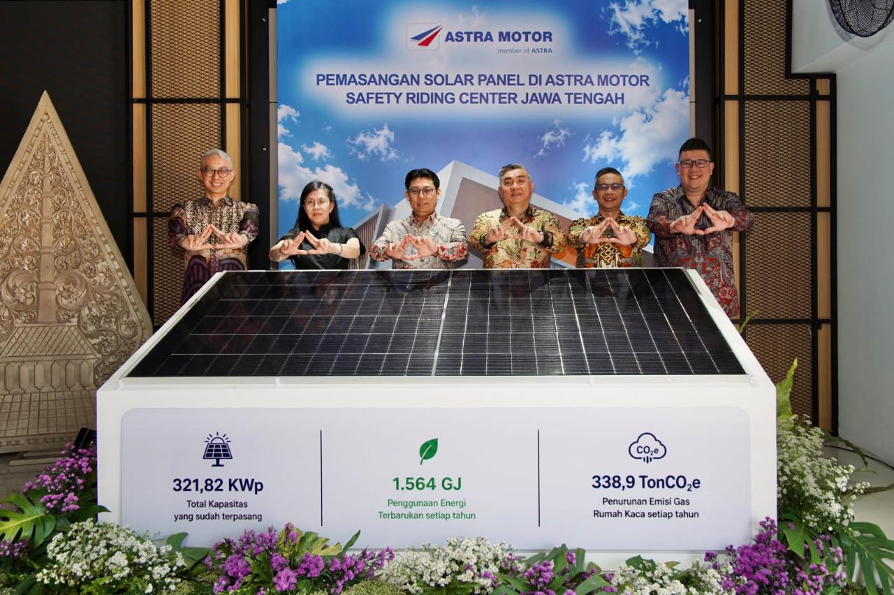 HUT ke-56, Astra Motor Resmikan Solar PV 40 kWp di Semarang