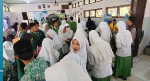 23 Perguruan Tinggi Meriahkan Expo Kampus 2025 MAN Pekalongan