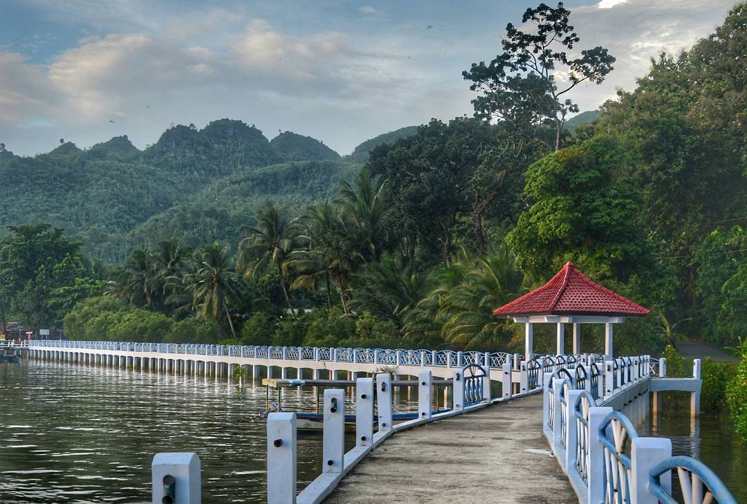 Ajak Anak Kesini, 5 Wisata Pantai di Kebumen yang Jarang Dikunjungi Wisatawan Ini Masih Sangat Terjaga!