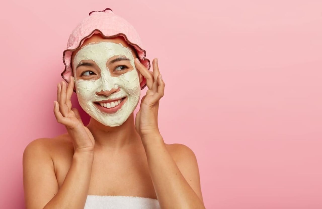 3 Masker yang Bikin Putih Glowing dari Bahan Alami, Gunakan Rutin Kulit Langsung Awet Muda