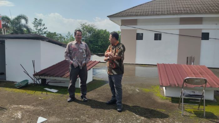 Gedung Labkesda Pekalongan Bocor Saat Hujan Deras, Sekda Langsung Turun Tangan