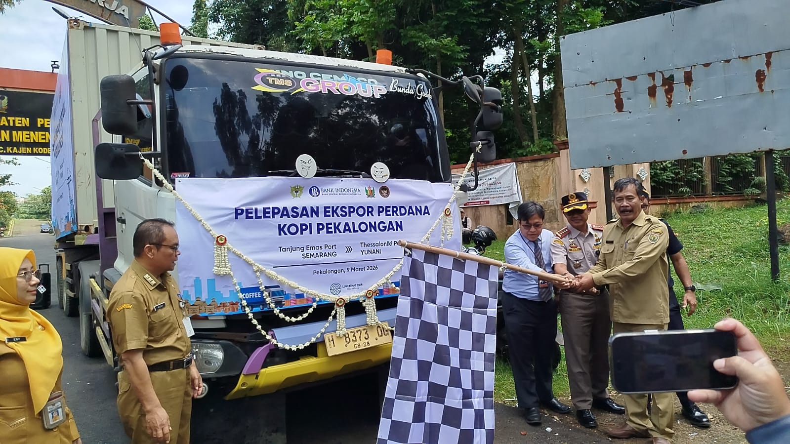 Pemkab Pekalongan Lepas Ekspor Perdana 19,8 Ton Kopi Robusta, Dikirim ke Yunani