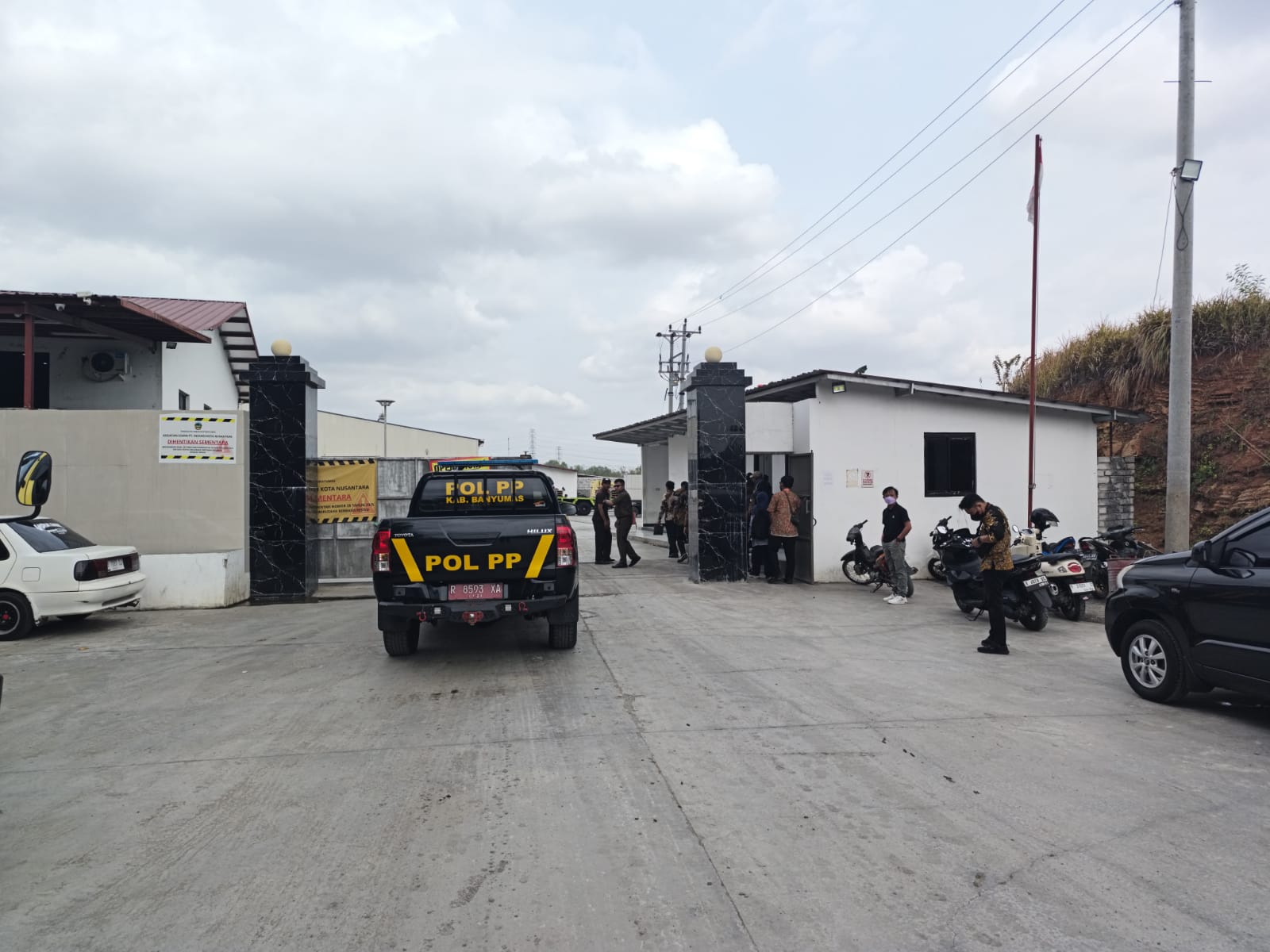 Disidak dan Ditegur, Pabrik Hebel PT IKN di Banyumas Masih Berproduksi