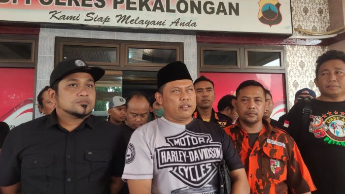 6 Korban Perang Batu di Depan KPU Lapor Polisi, Dikawal Sejumlah Ormas di Kabupaten Pekalongan