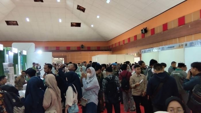 Sarjana Masih Sulit Cari Kerja, Janji 19 Juta Lapangan Kerja Belum Terasa