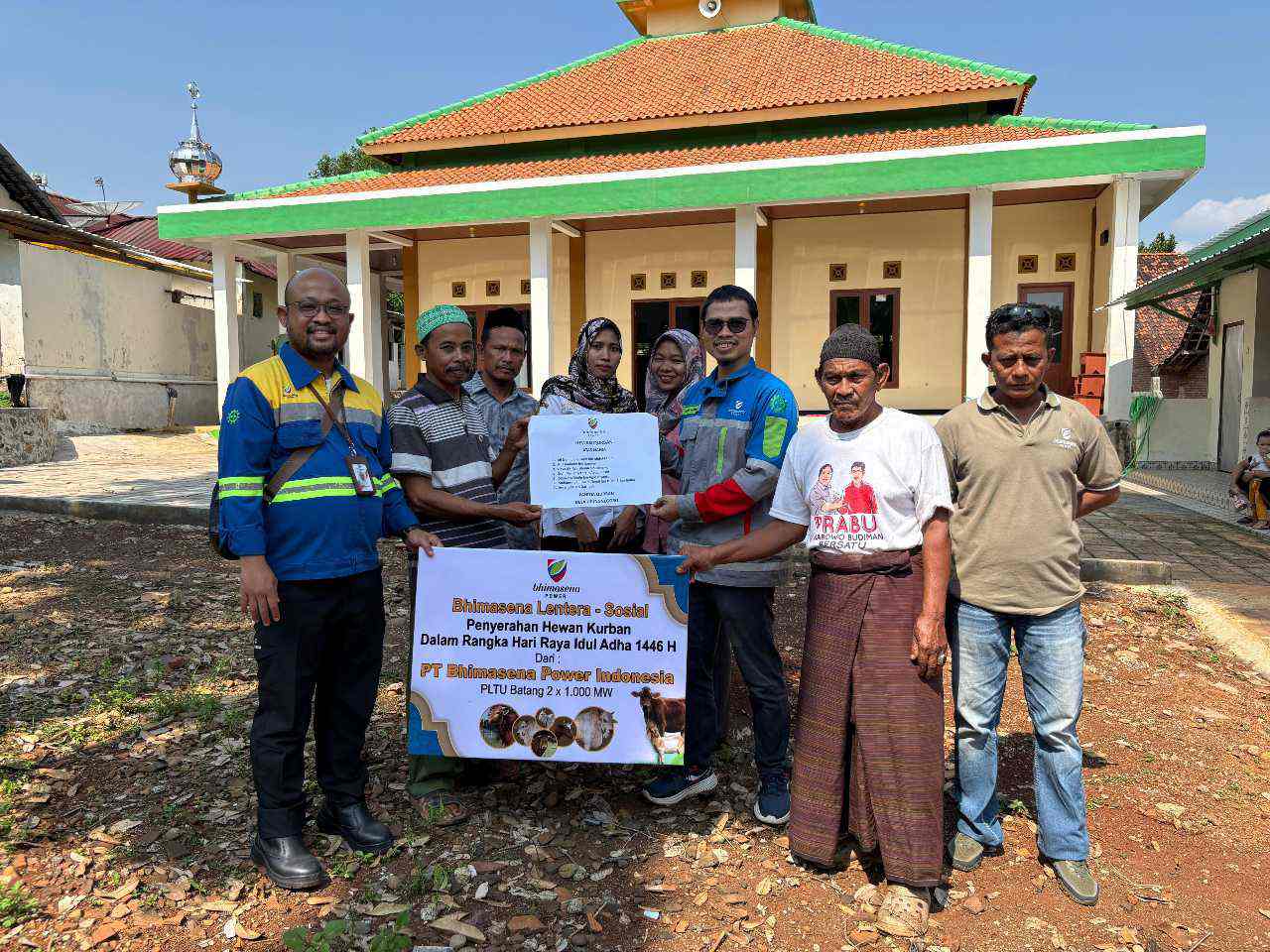 Sambut Perayaan Idul Adha, PLTU Batang Melalui Bhimasena Lentera Sosial Distribusikan Puluhan Hewan Kurban