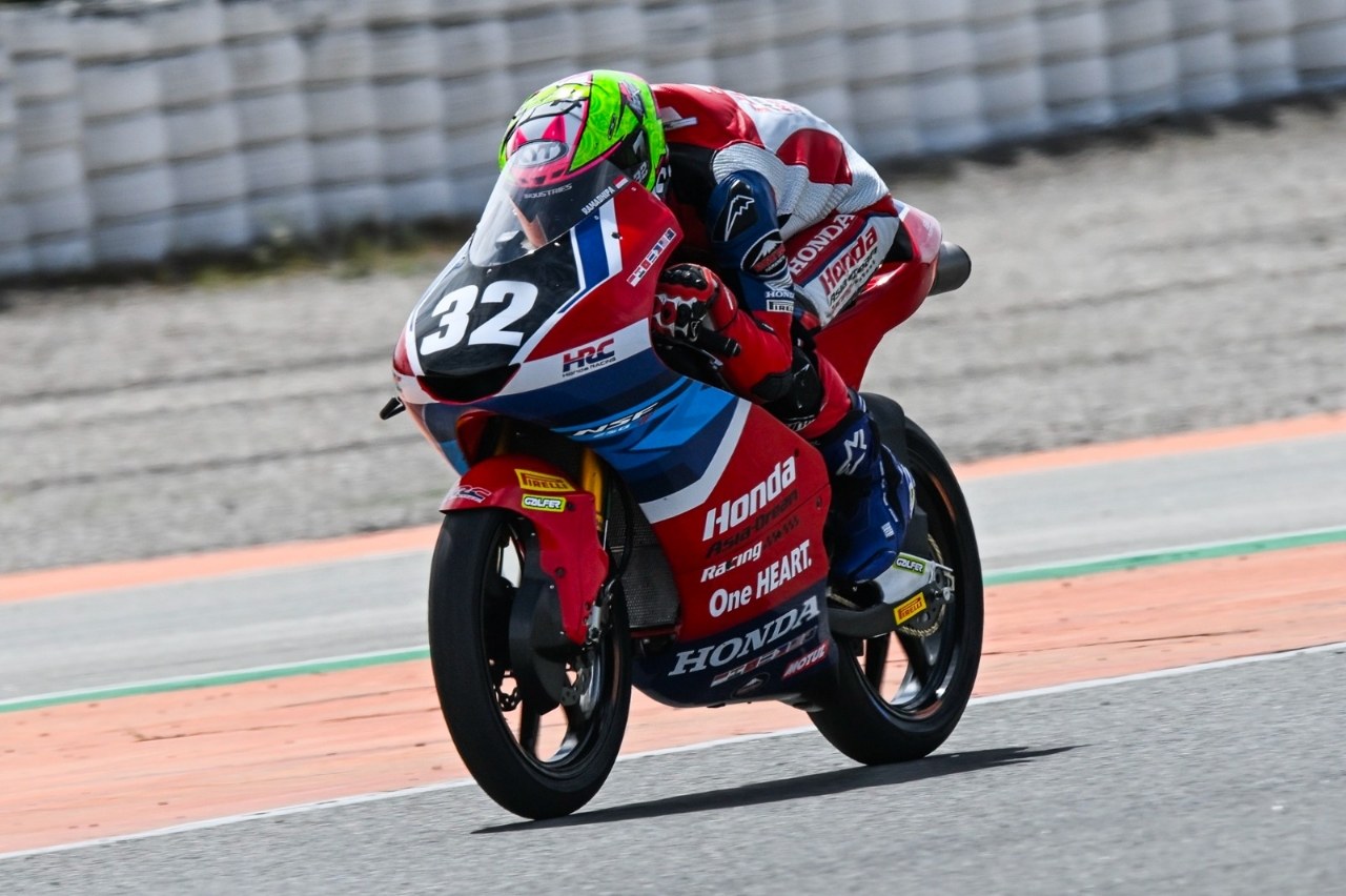 Sensasi Ramadhipa di Valencia: Tembus Enam Besar dan Cetak Fastest Lap