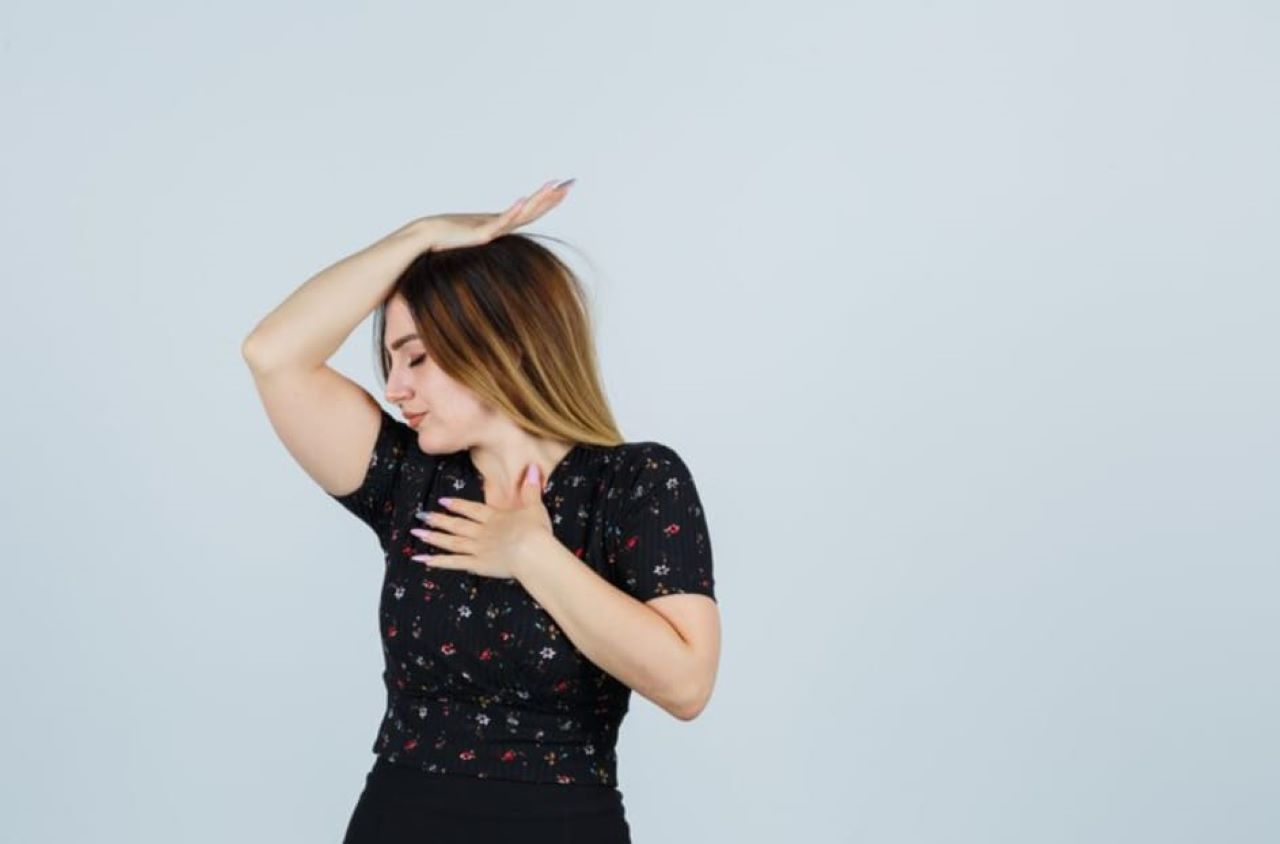 Ketiak Burket dan Bau? Ini Cara Menghilangkan Bau Ketiak Secara Permanen dengan 1 Jenis Bahan