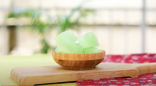 2 Cara Terbaik Meracik Ice Cube untuk Kulit Cerah dan Glowing, Cuma Pakai Bahan Alami